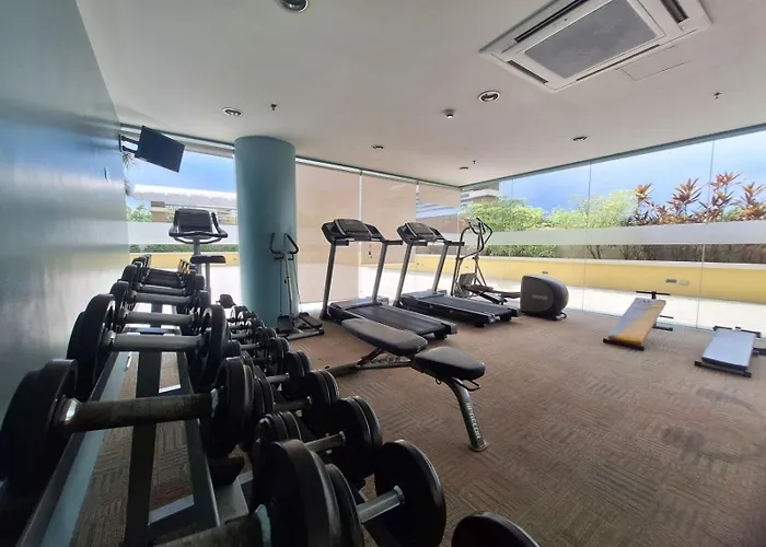 Aparthotel 2br Near It Park And Ayala With Wifi 3*